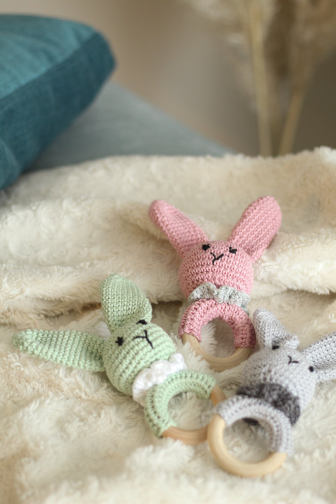 Hochet lapin - L'atelier de Marielle